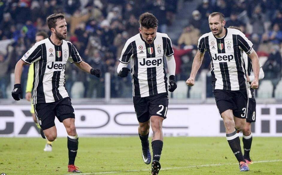 儒尼尼奥96／97赛季降级仍获英超最佳球员（96／97球队降级，儒尼尼奥却荣膺英超年度最佳）