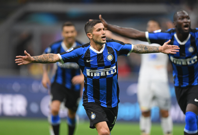 黄希扬：向余望在国奥遭受巨大质疑，归队后每个人都在鼓励他（黄希扬：向余望在国奥饱受质疑，回归后得到全队鼓励）