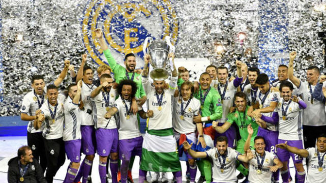 掘金约基奇三双末节爆发（约基奇砍下三双 末节发威助掘金）