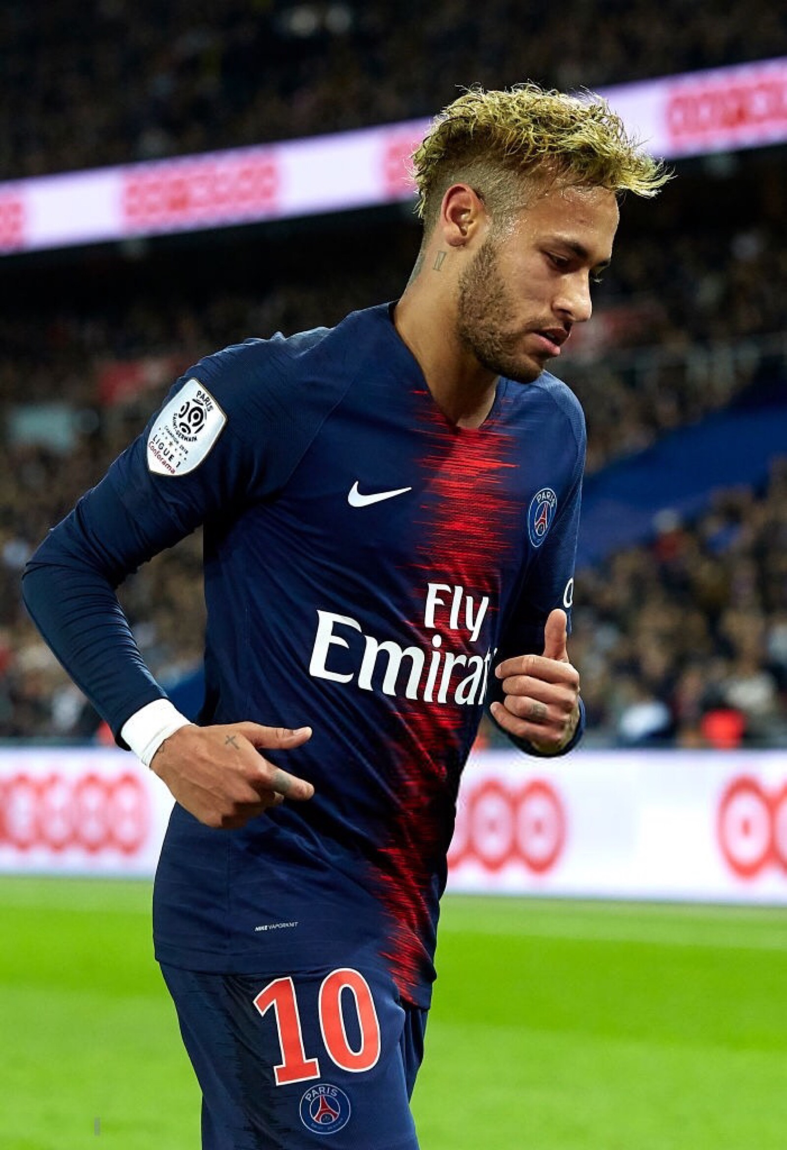 湖人惨败马刺，里夫斯和斯玛特说到点上了，詹姆斯还能重拾状态（惨负马刺！里夫斯、斯玛特点破症结，詹姆斯还能回勇？）