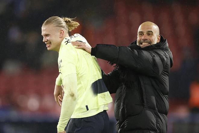 TA：阿隆索世俱杯期间曾进行钓鱼测试，发现更衣室有人泄密（TA称阿隆索在世俱杯期间进行“钓鱼”测试，证实更衣室存在泄密）