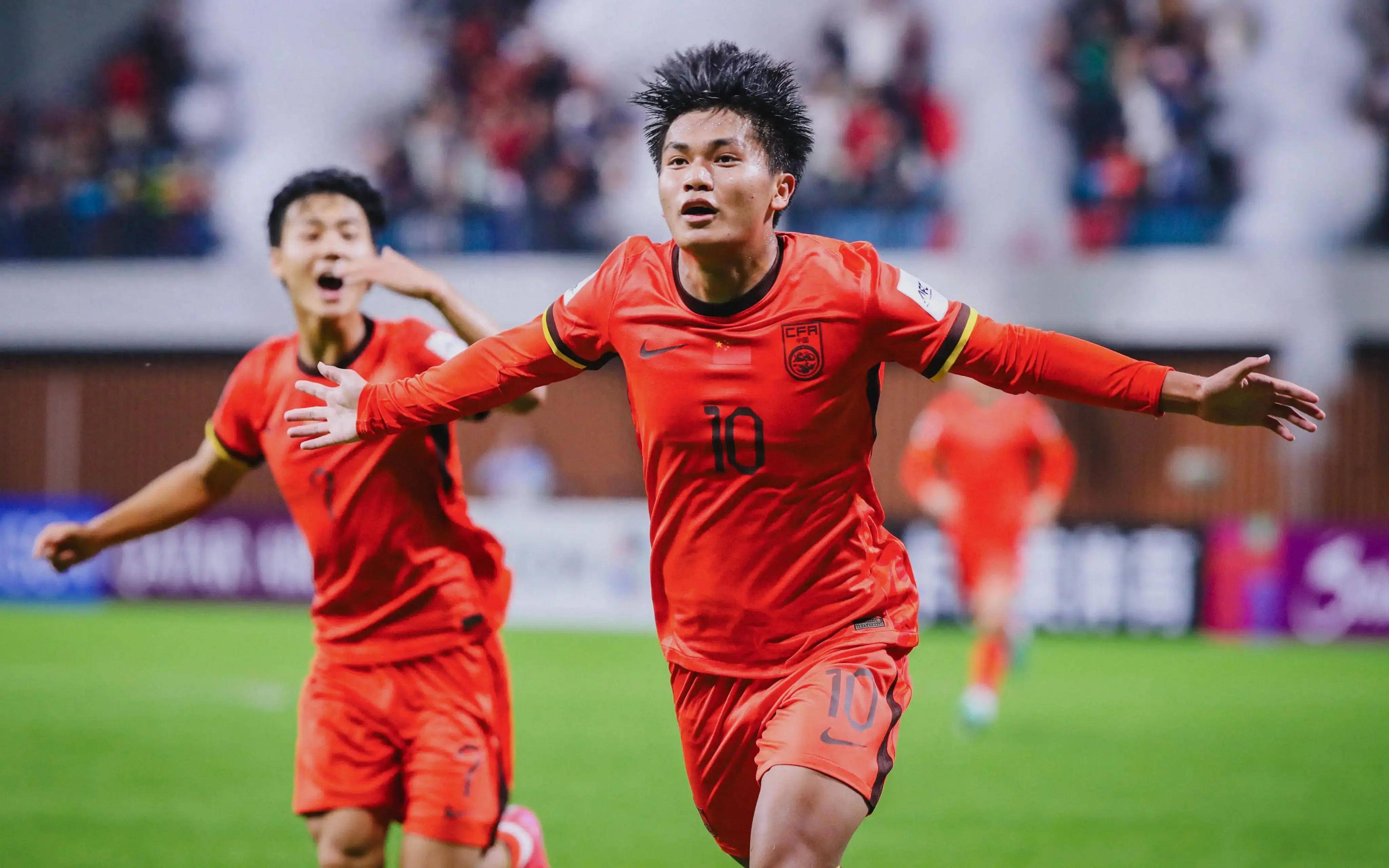 欧协联积分榜：斯特拉斯堡领跑，水晶宫距前8仅1分（欧协联积分榜：斯特拉斯堡居首，水晶宫距前八仅差1分）