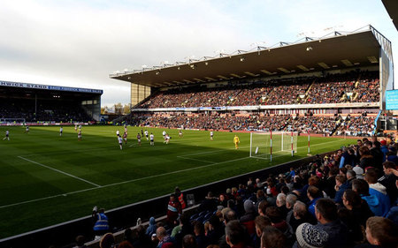 阿什拉夫荣膺2025年非洲足球先生，拉莫斯社媒发文祝贺（阿什拉夫当选2025年度非洲足球先生，拉莫斯社媒送祝福）