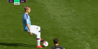 球星连续进球，引领全队节奏