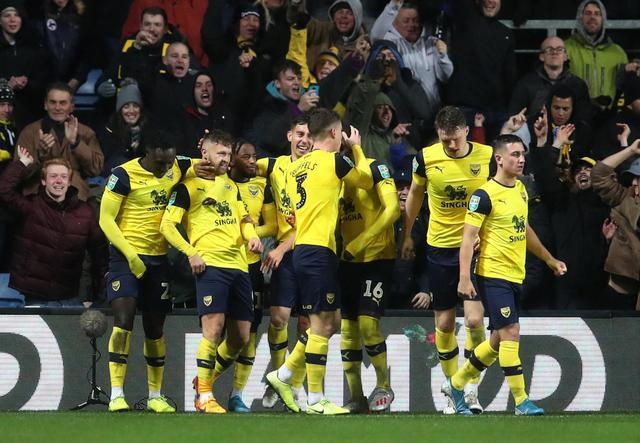 热刺调查比苏马吸食笑气事件，球员曾因同类行为遭禁赛（热刺启动对比苏马吸笑气风波的调查，球员曾因类似行为遭禁赛）