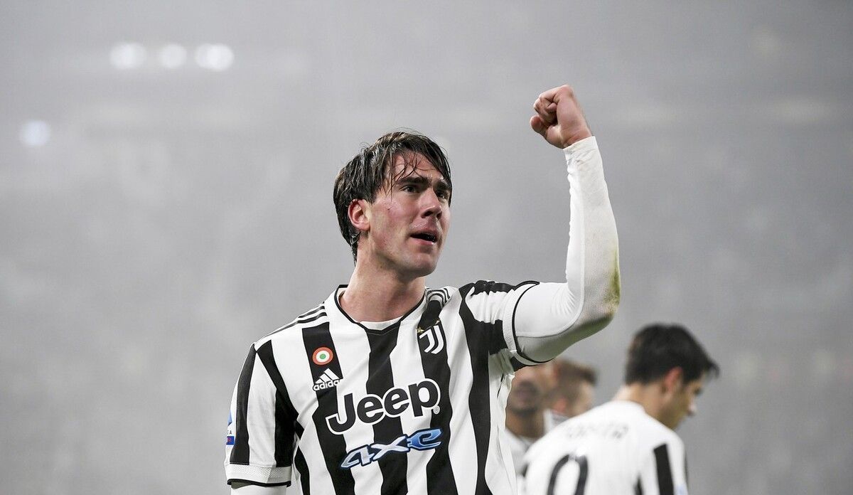 格外耀眼，百度地图APP搜“泰州”会出现“泰州总冠军”字样