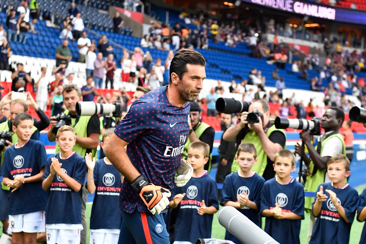 足球转会窗最新交易完成名单（足坛转会窗最新成交一览）