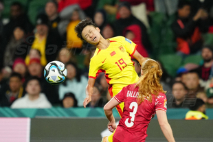 埃默松：我并不怀念在米兰的日子；那儿的人聊我比聊C罗还多（埃默松直言不怀念米兰：当地谈论我比谈C罗还频繁）