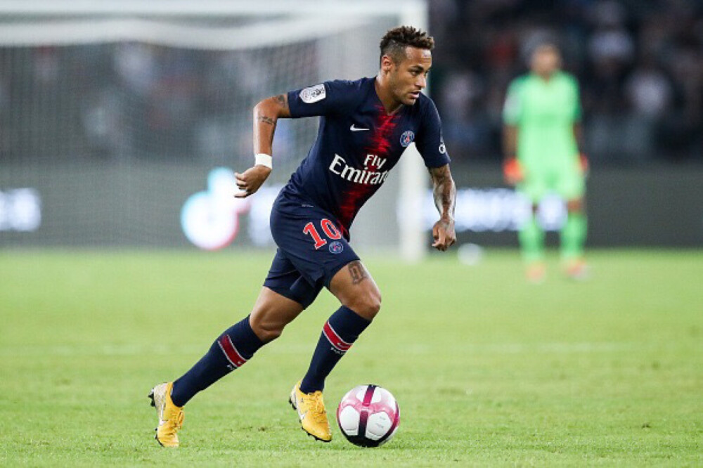 瑞天空：布莱顿2026年可能会考虑对巴莱巴约8500万欧的报价（瑞天空：布莱顿或于2026年考虑接受约8500万欧求购巴莱巴的报价）