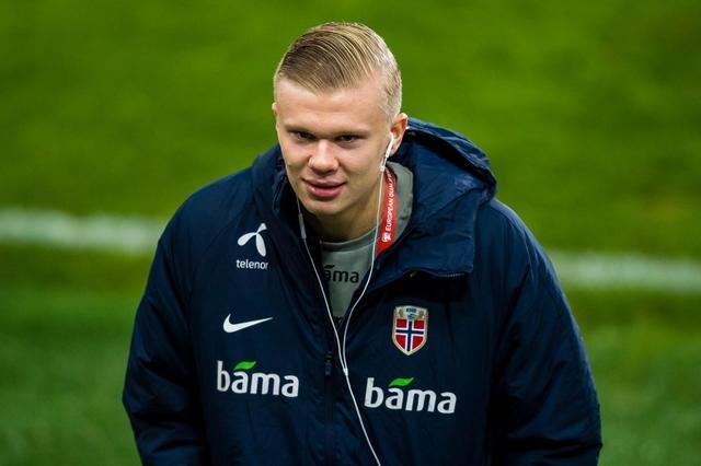 官方：巴萨助教索尔格和德拉富恩特因染红均被禁赛两场（官方通报：巴萨助教索尔格、德拉富恩特因红牌各被停赛两场）