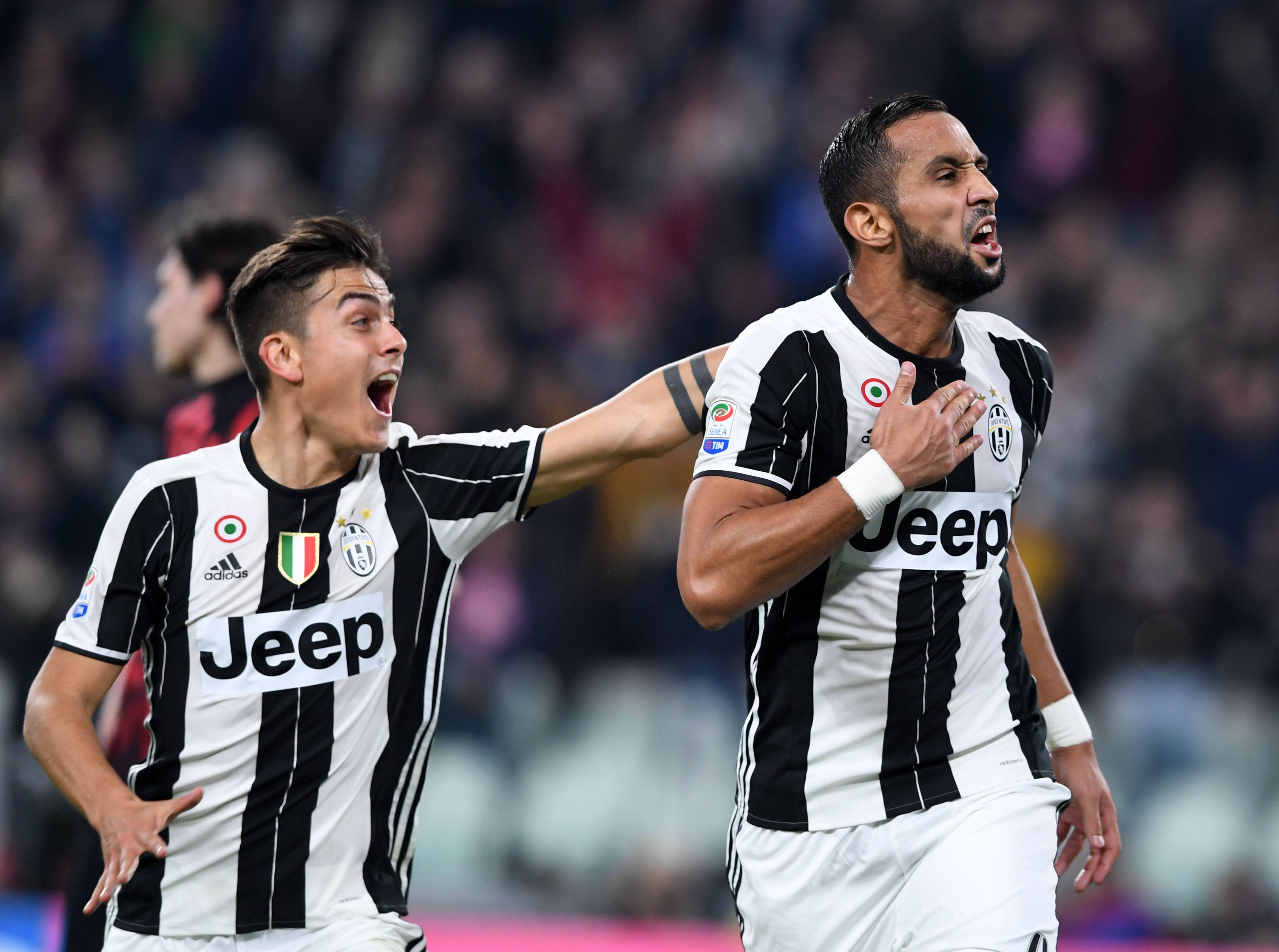 龙赛罗：阿隆索曾说皇马要踢摇滚足球，现在既不摇滚也无节奏（龙赛罗：阿隆索曾言皇马要打摇滚风足球，如今既无摇滚味也缺节奏）