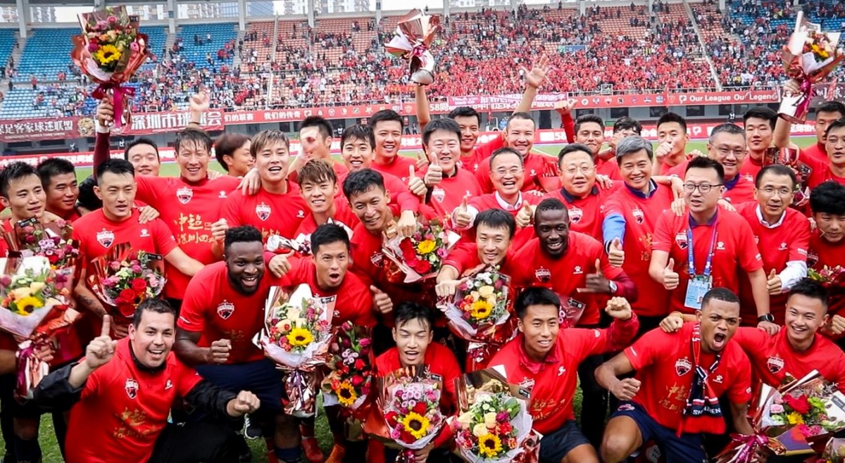 记者：蒋光太、莱昂纳多等人因伤缺阵，首发阵容多人带伤坚持（记者：蒋光太、莱昂纳多等伤停，多个首发带伤出战）