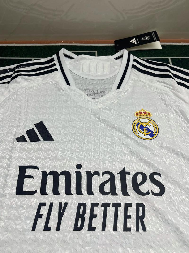 斯基拉：尤文未谈妥麦肯尼续约，两家意甲俱乐部已与球员接触（斯基拉：尤文与麦肯尼续约尚未达成一致，两家意甲球队已与球员沟通）