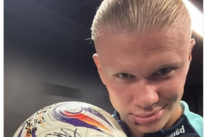 记者：迈阿密支付1700万美元买断德保罗，他占用指定球员名额（德保罗被迈阿密以1700万美元买断，将占据球队指定球员名额）