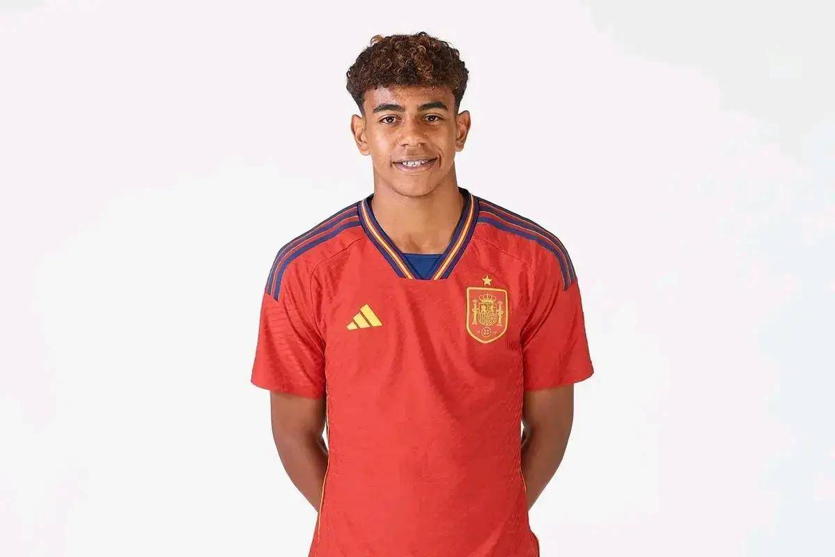 基耶利尼：全球对意甲联赛的兴趣正在急速下降（基耶利尼称全球对意甲的关注度正快速下滑）